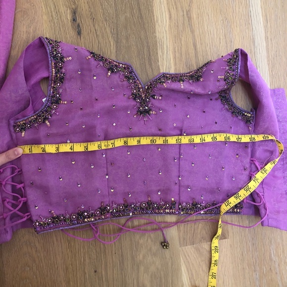 Indian lehenga set - Picture 10 of 15